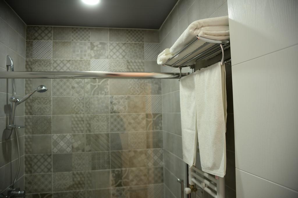 Guest House Gantiadi Batumi Luaran gambar