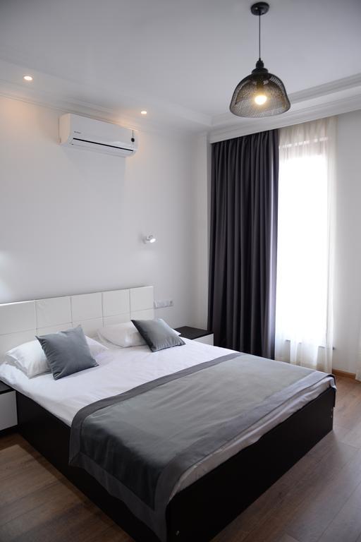 Guest House Gantiadi Batumi Luaran gambar